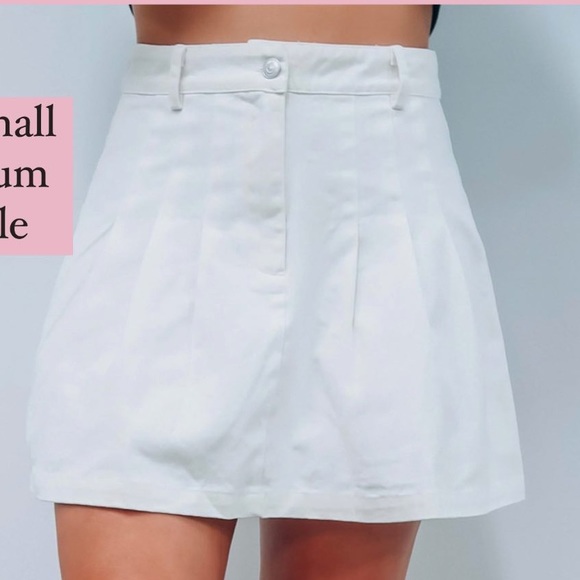 Dresses & Skirts - Xs white tennis skirt
